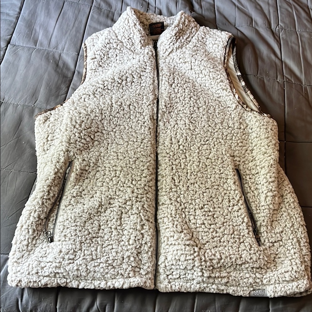 Women's Cream Sherpa Vest